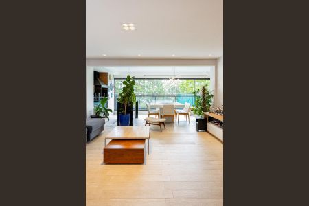 Apartamento à venda com 167m², 3 quartos e 3 vagas