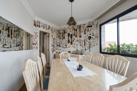 Apartamento à venda com 202m², 3 quartos e 3 vagas