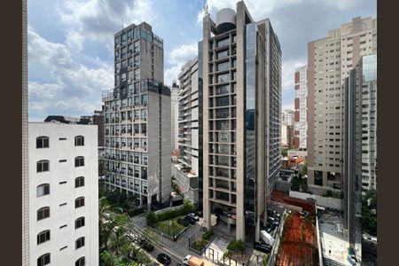 Apartamento à venda com 77m², 2 quartos e 1 vaga