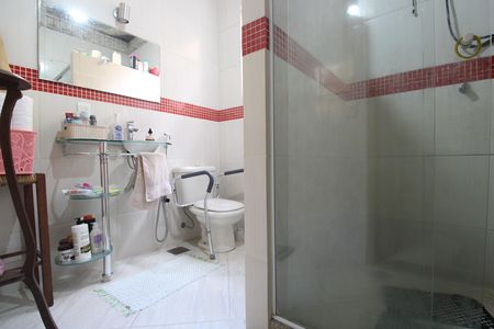Casa de condomínio para alugar com 113m², 2 quartos e sem vagaBanheiro 