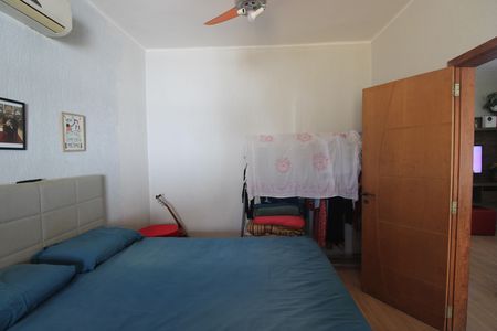 Quarto 1 de casa de condomínio para alugar com 2 quartos, 113m² em Pechincha, Rio de Janeiro