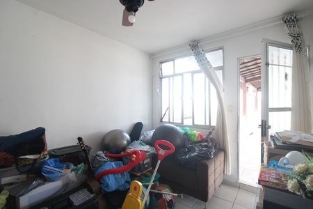 Sala de casa para alugar com 1 quarto, 115m² em Pechincha, Rio de Janeiro