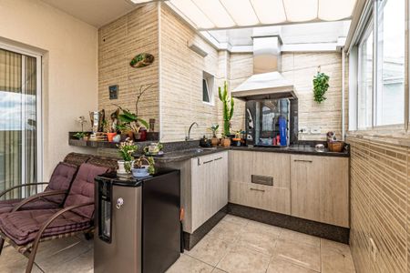Apartamento à venda com 113m², 3 quartos e 4 vagas
