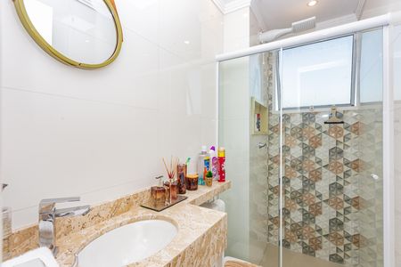 Apartamento à venda com 44m², 2 quartos e 1 vaga Apartamento à venda com 44m², 2 quartos e 1 vagaBanheiro
