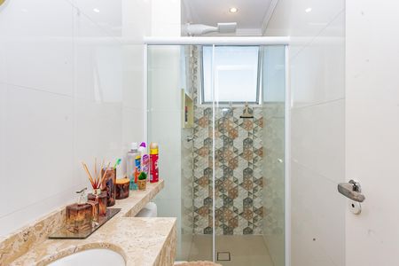Apartamento à venda com 44m², 2 quartos e 1 vaga Apartamento à venda com 44m², 2 quartos e 1 vagaBanheiro