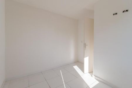 Quarto 2 de apartamento para alugar com 2 quartos, 50m² em Jardim Paranavai, Mauá