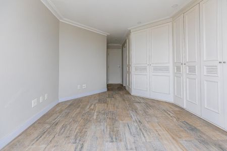 Apartamento à venda com 347m², 4 quartos e 6 vagas