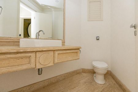 Apartamento à venda com 347m², 4 quartos e 6 vagas