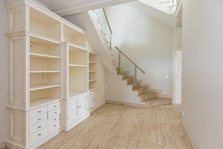 Apartamento à venda com 347m², 4 quartos e 6 vagas