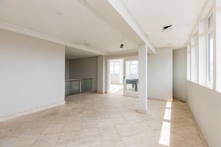 Apartamento à venda com 347m², 4 quartos e 6 vagas