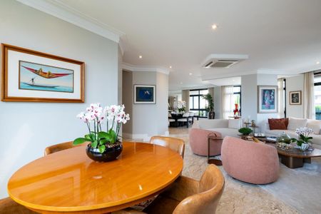 Apartamento à venda com 544m², 3 quartos e 4 vagas