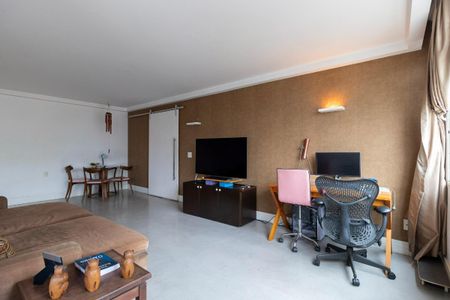 Apartamento à venda com 2 quartos, 145m² em Vila Nova Conceição, São Paulo