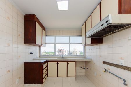 Apartamento à venda com 238m², 3 quartos e 2 vagas