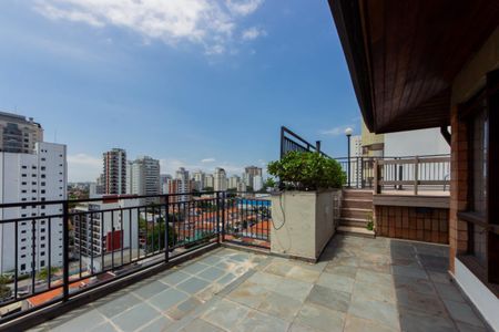 Apartamento à venda com 238m², 3 quartos e 2 vagas