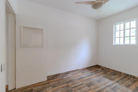 Casa à venda com 8 quartos, 265m² em Santo Amaro, São Paulo