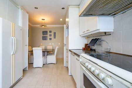 Apartamento à venda com 259m², 4 quartos e 4 vagas