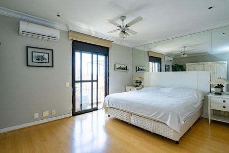 Apartamento à venda com 259m², 4 quartos e 4 vagas