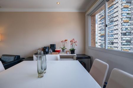 Apartamento à venda com 132m², 3 quartos e 2 vagas