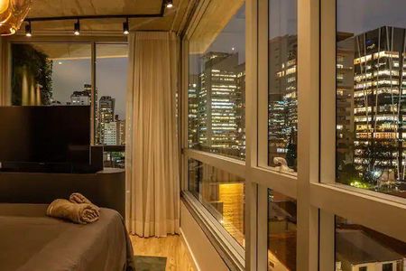 Apartamento à venda com 1 quarto, 61m² em Vila Olímpia, São Paulo