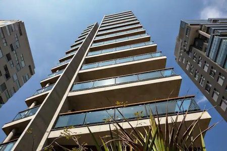 Apartamento à venda com 61m², 1 quarto e 2 vagas