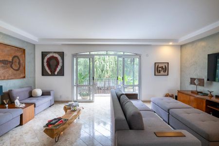 Apartamento à venda com 3 quartos, 145m² em Real Parque, São Paulo
