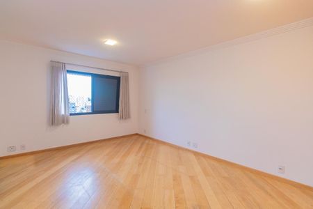 Apartamento à venda com 155m², 3 quartos e 3 vagas