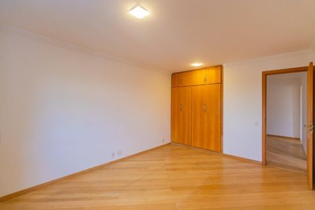 Apartamento à venda com 3 quartos, 155m² em Vila Mariana, São Paulo