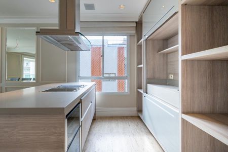Apartamento à venda com 4 quartos, 234m² em Itaim Bibi, São Paulo