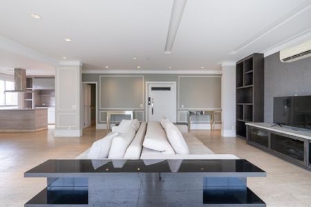 Apartamento à venda com 234m², 4 quartos e 4 vagas