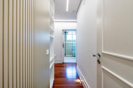 Apartamento à venda com 234m², 4 quartos e 4 vagas