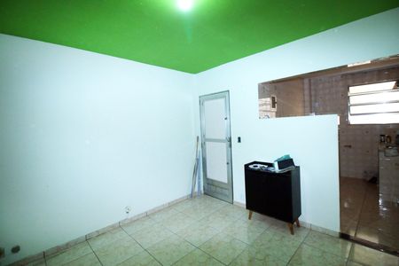 Sala de apartamento para alugar com 2 quartos, 48m² em Olaria, Rio de Janeiro