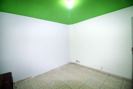 Sala de apartamento para alugar com 2 quartos, 48m² em Olaria, Rio de Janeiro