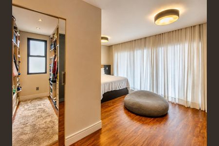 Casa à venda com 4 quartos, 427m² em Vila Galvão, Guarulhos