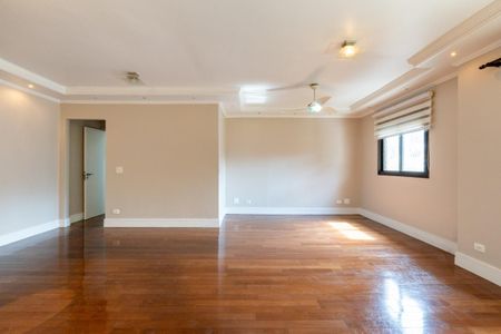 Apartamento à venda com 4 quartos, 136m² em Vila Sonia, São Paulo