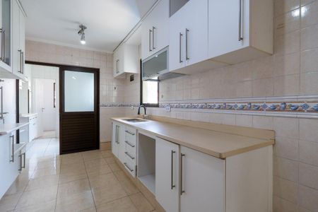 Apartamento à venda com 136m², 3 quartos e 3 vagas