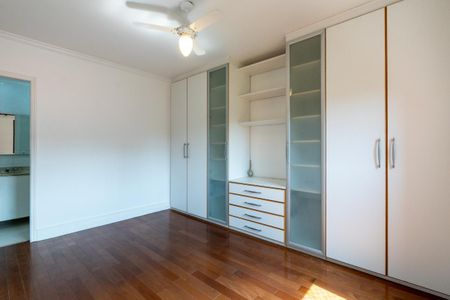 Apartamento à venda com 4 quartos, 136m² em Vila Sonia, São Paulo