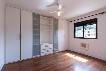 Apartamento à venda com 4 quartos, 136m² em Vila Sonia, São Paulo