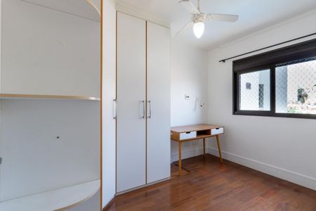 Apartamento à venda com 136m², 3 quartos e 3 vagas