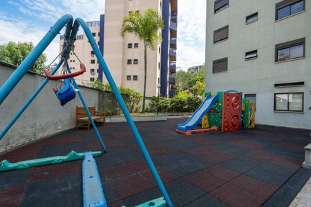 Apartamento à venda com 136m², 3 quartos e 3 vagas