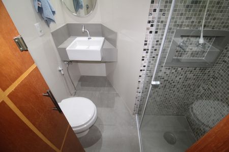 Apartamento à venda com 80m², 3 quartos e 2 vagasBanheiro