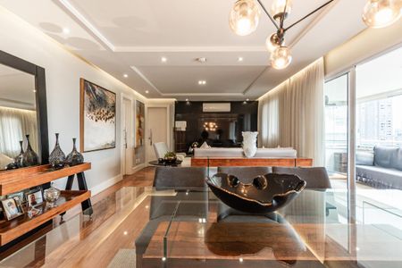 Apartamento à venda com 147m², 3 quartos e 3 vagas