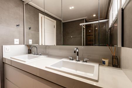 Apartamento à venda com 147m², 3 quartos e 3 vagas