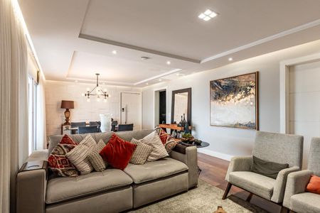 Apartamento à venda com 147m², 3 quartos e 3 vagas