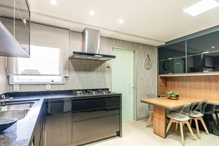 Apartamento à venda com 147m², 3 quartos e 3 vagas