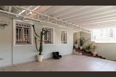 Casa à venda com 3 quartos, 285m² em Jaraguá, São Paulo