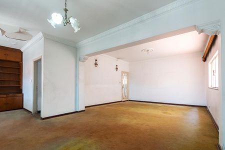 Casa à venda com 4 quartos, 420m² em Jardim Nossa Senhora Aparecida, São Paulo