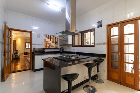 Casa à venda com 20m², 1 quarto e 3 vagas