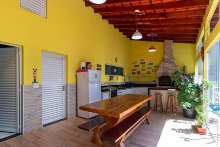 Casa à venda com 20m², 1 quarto e 3 vagas