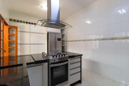 Casa à venda com 20m², 1 quarto e 3 vagas