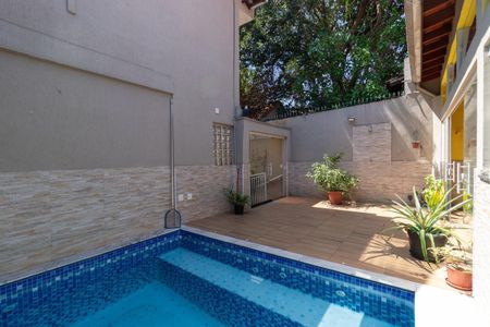 Casa à venda com 20m², 1 quarto e 3 vagas